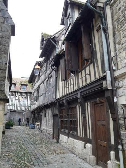 Ferienwohnung La Fleur D Honfleur Avec Son Parking Exterior foto
